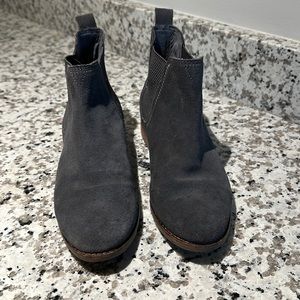 Tom’s grey bootie, size 7.5